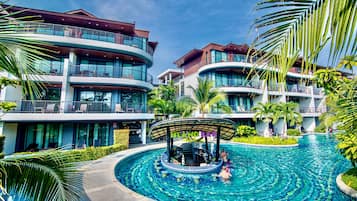 2 Bars/Lounges, 2 Bars im Pool, 2 Poolbars