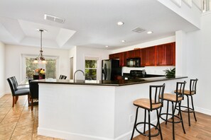 Fridge, microwave, oven, stovetop - Luxury 4BR Disney Dream Home - Resort Style Amenities | 15 Miles to Disney World (Davenport)