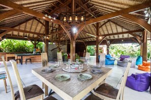 Basic Villa, Multiple Beds | Private kitchen | Fridge, microwave, oven, stovetop - Villa Emma (Canggu)
