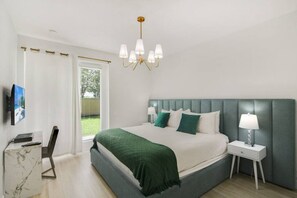 3 Schlafzimmer, Schreibtisch, Bügeleisen/Bügelbrett, kostenloses WLAN