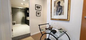 Interior - Superb Warehouse Conversion - 2 Bedrooms | 1.5 Bathrooms | Parking (Darlinghurst)