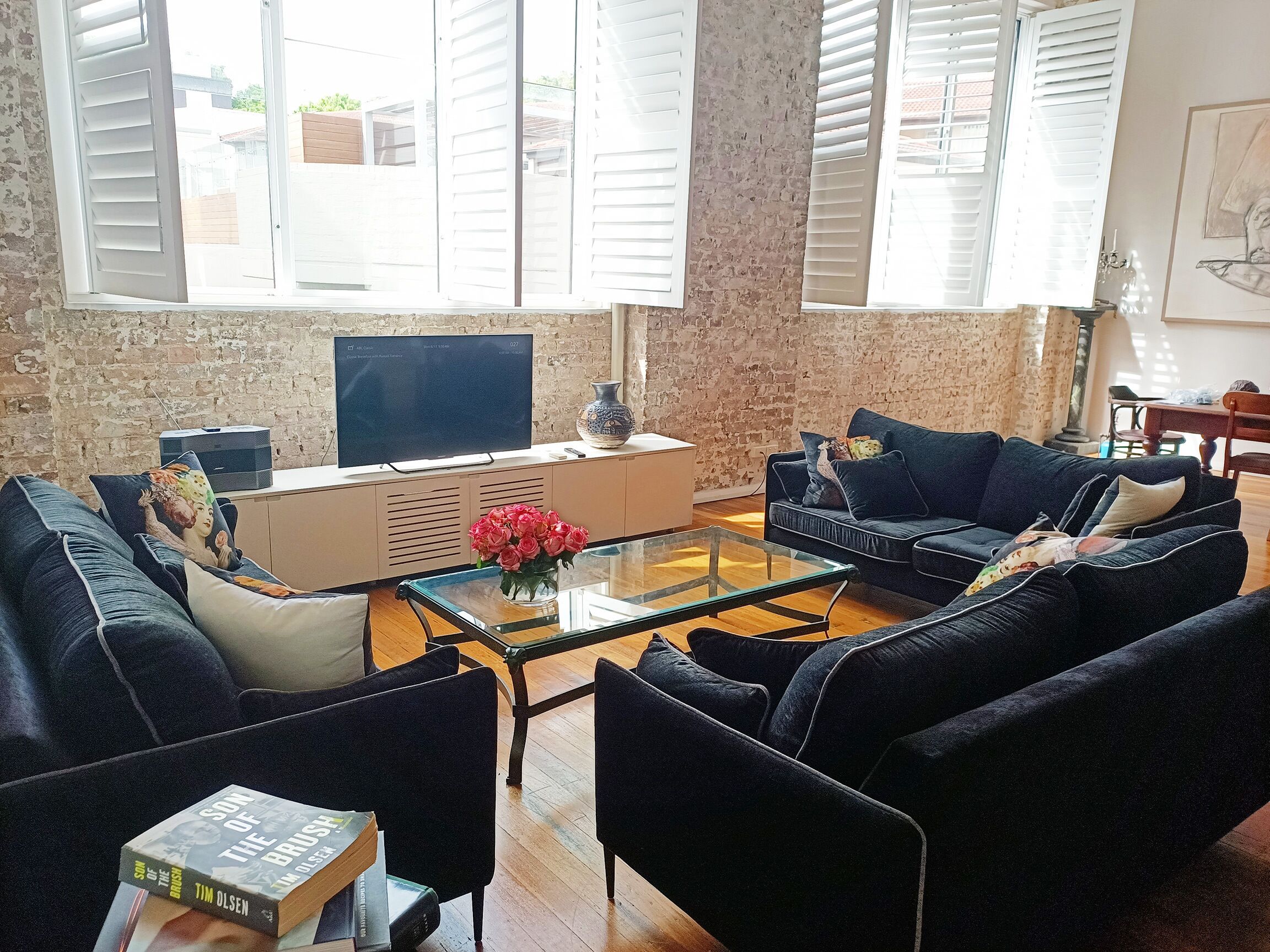 Superb Warehouse Conversion - 2 Bedrooms | 1.5 Bathrooms | Parking — image 10