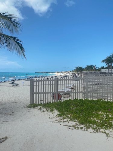 Bimini Home at the Beach