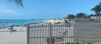 Bimini Home at the Beach