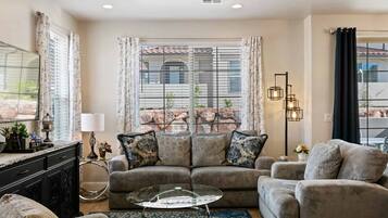 Townhome, 3 Bedrooms | Living area | Smart TV