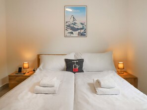 3 soverom, skrivebord og wi-fi
