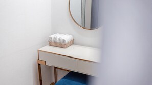 Basic Room, 1 Bedroom (Sweet Room) | 1 bedroom, free WiFi - Jeju UFO Pension (Jeju City)