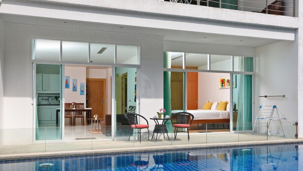 Outdoor pool, pool umbrellas, sun loungers - Kamala Falls Condominium by Space (Kamala)