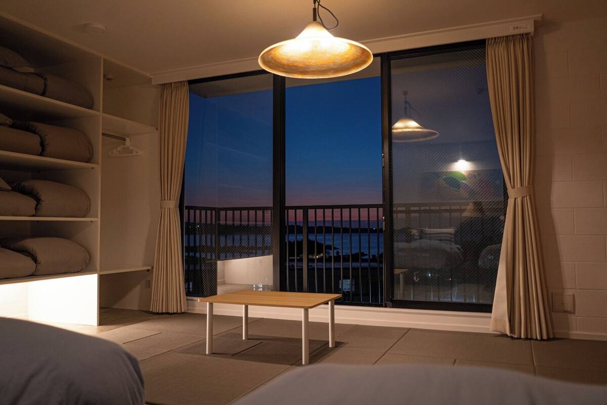 2 bedrooms, WiFi (free), bed sheets