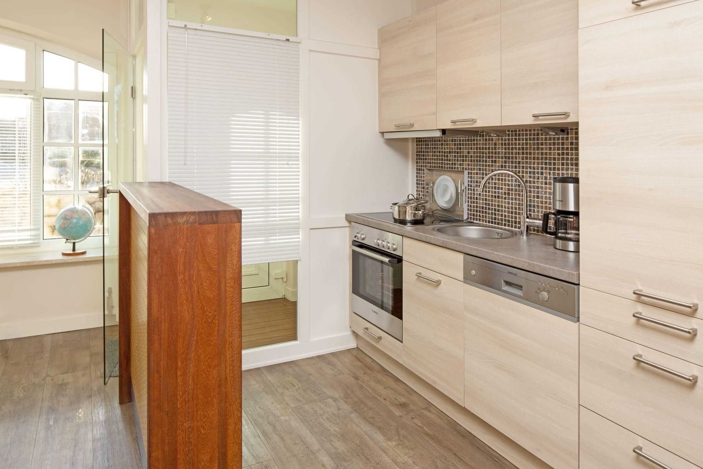 Frigorífico, horno y lavavajillas