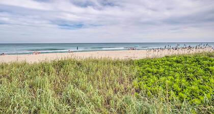 Cozy West Palm Beach Condo: 1 Block to Shore!