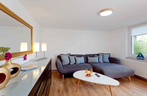 Imagen sin descripción, 3 de 9, botón