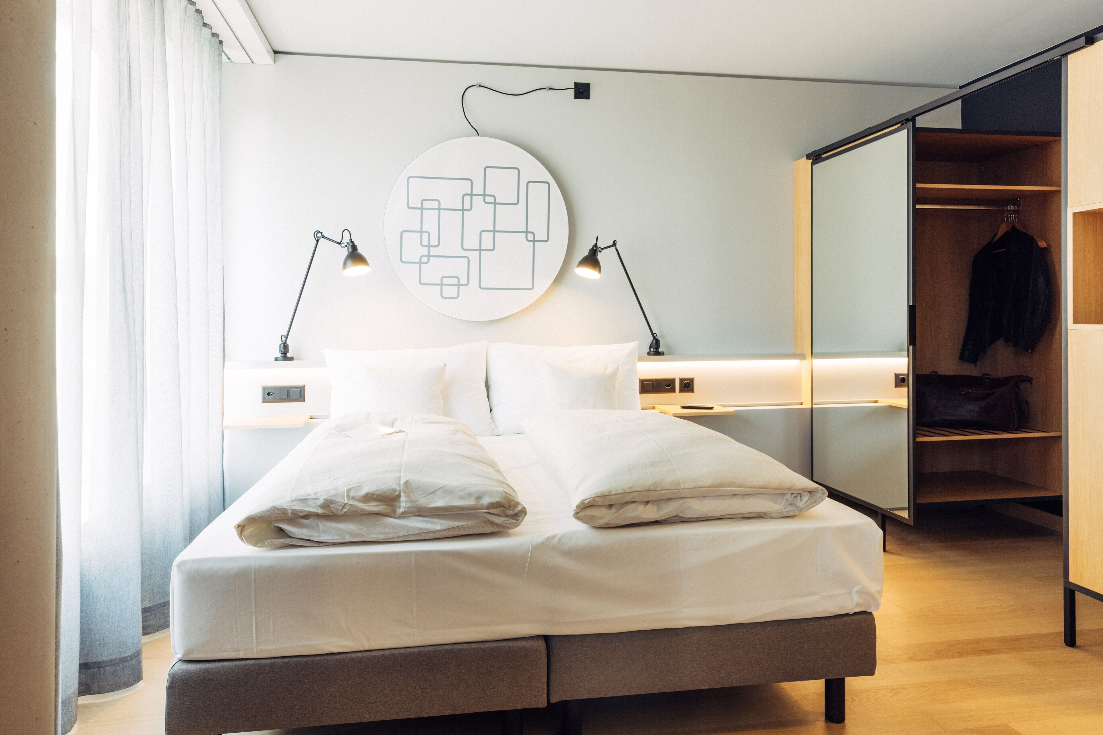 apartment | hypo-allergenic bedding, in-room safe, blackout curtains, soundproofing