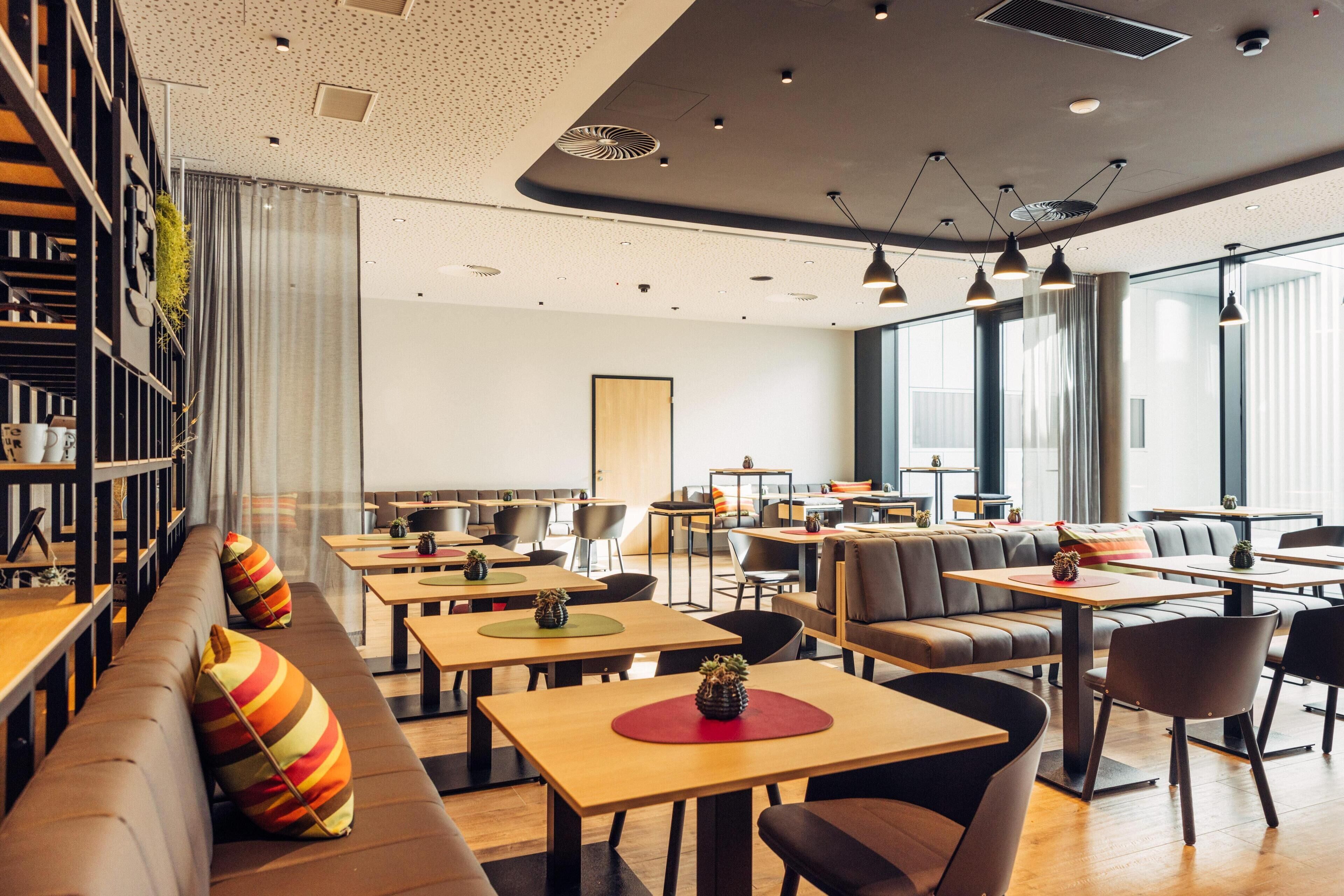 Frokostbuffé hver dag (CHF 23 per person)