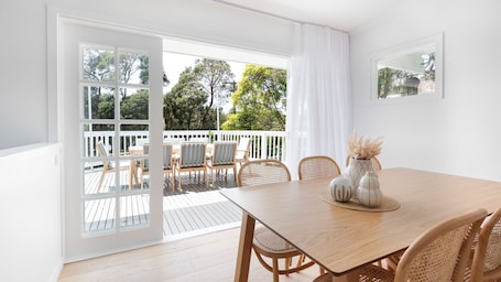 Dining. Lansdown House Blairgowrie