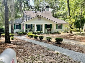 Exterior - Single Family Home, Land trans Round Trip! Melrose Pool Open! (Daufuskie Island)