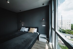 1 bedroom, premium bedding, desk, iron/ironing board - Kostjukowski Apartments Shevchenka 60 (Lviv)