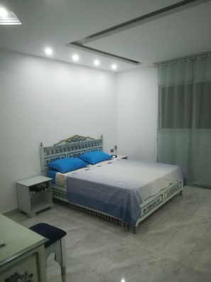 3 bedrooms, iron/ironing board, free WiFi, bed sheets - Superb villa near the sea (Houmt Souk)