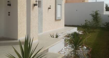 Superb villa near the sea