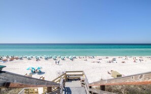 Vlak bij het strand