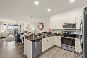 Frigorifero, microonde, lavastoviglie, macchina per tè/caffè