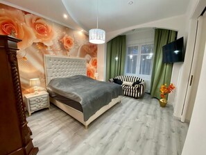 1 bedroom, iron/ironing board, free WiFi, bed sheets