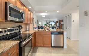 Frigorifero, microonde, forno, lavastoviglie