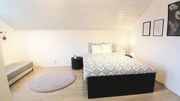 Kabin | 4 kamar tidur, setrika/meja setrika, Wi-Fi gratis, dan seprai linen