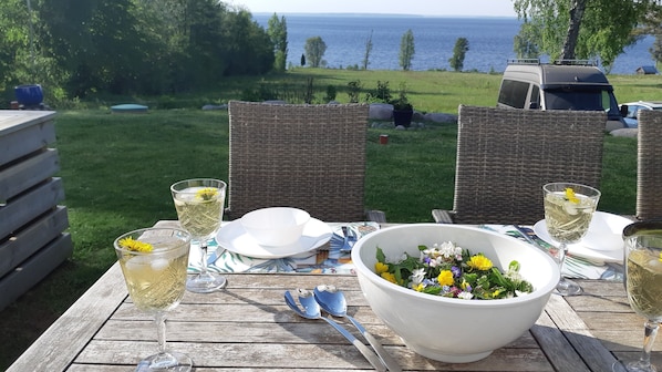 Cabin | Outdoor dining