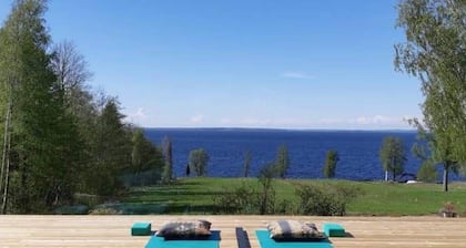 Stunning Sleeps 9 Lakeview Loghome, Spa & Yoga