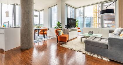 2BR | Rooftop, Pool & Gym | Bellevue | Sophari A