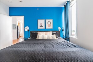 2 bedrooms, iron/ironing board, free WiFi, bed sheets