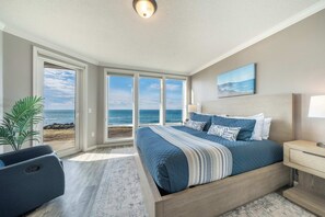 2 bedrooms, iron/ironing board, WiFi, bed sheets - Oceanfront, Whale Watching, Pool | Thundering Sea (Depoe Bay)