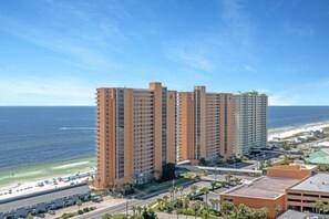 Exterior - Splash 2002E BEAUTIFUL UNIT WITH GREAT VIEWS! (Panama City Beach)
