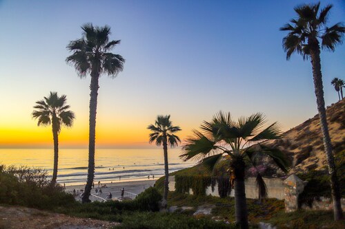 Hacienda Palms - Vacay for 6 - Near Ocean, Pools, Tennis, Racetrack