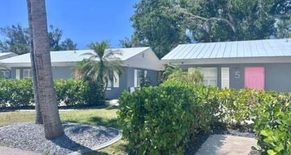 Newly Renovated Charlotte Harbor - Sunset Inn #3