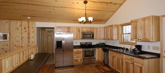 Aurora. A beautiful name for a beautiful home in beautiful Canaan Valley!
