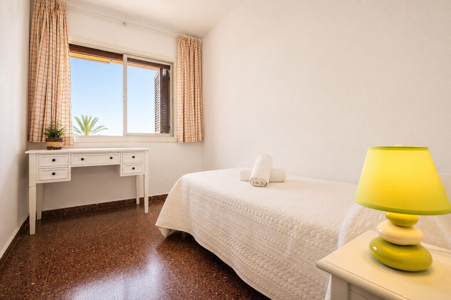 4 Schlafzimmer, Bügeleisen/Bügelbrett, kostenloses WLAN, Bettwäsche