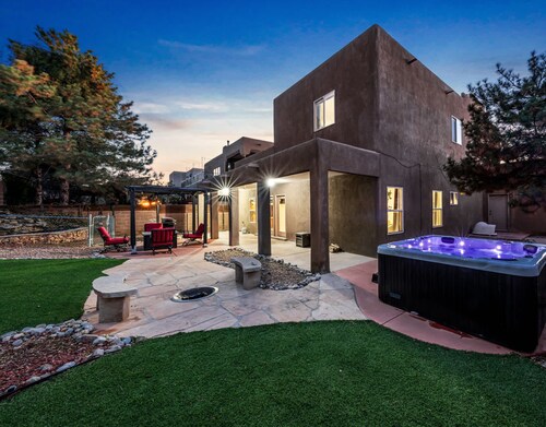 Desert Hills - An Irvie Home