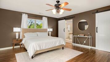 6 chambres, fer et planche à repasser, Wi-Fi, draps fournis