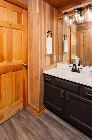Douche, serviettes fournies