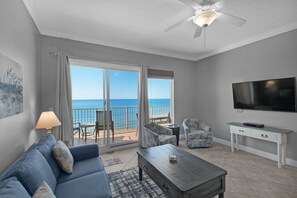 TV - POOLIDE CAFE-HOT TUB-BEACH CHAIRS INCLUDED-3 UNITS SIDE BY SIDE 503,504,505,506  (Panama City Beach)