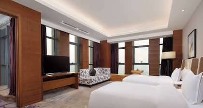 Days Hotel By Wyndham Jilin Railway Station