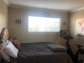 2 habitaciones, escritorio y wifi 