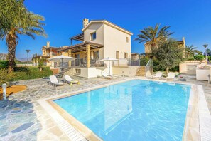 Pool - Villa Paralia - Four Bedroom Villa, Sleeps 8 (Polis)