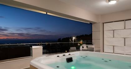 Zen luxury home,pool,Near beach & amenities