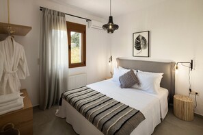8 habitaciones, tabla de planchar con plancha y wifi gratis