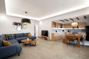 TV - Zen luxury home,pool,Near beach & amenities (Nea Magnisia)