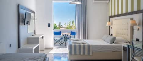 1 bedroom, in-room safe, iron/ironing board, free WiFi