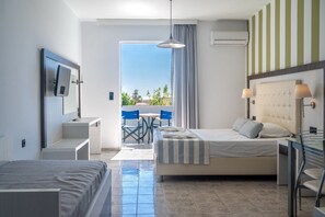 In-room safe, iron/ironing board, free WiFi, bed sheets - Mythos studio 4,near beach & tavern,South Crete (Damnoni)